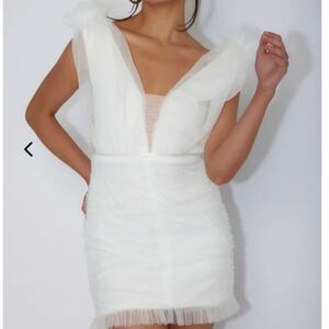 Selfie Leslie Gwedith Twist Bust Midi Dress